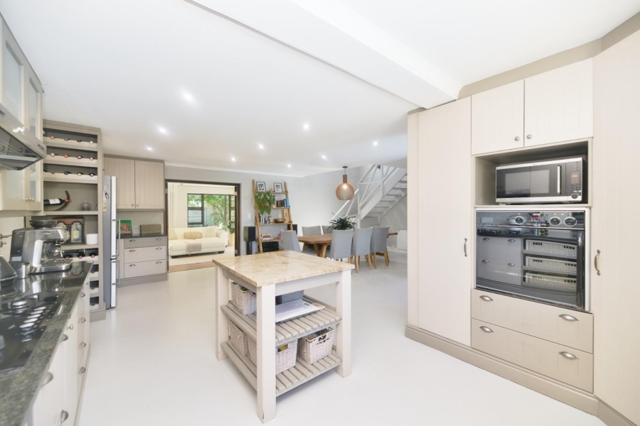 5 Bedroom Property for Sale in Vermont Western Cape